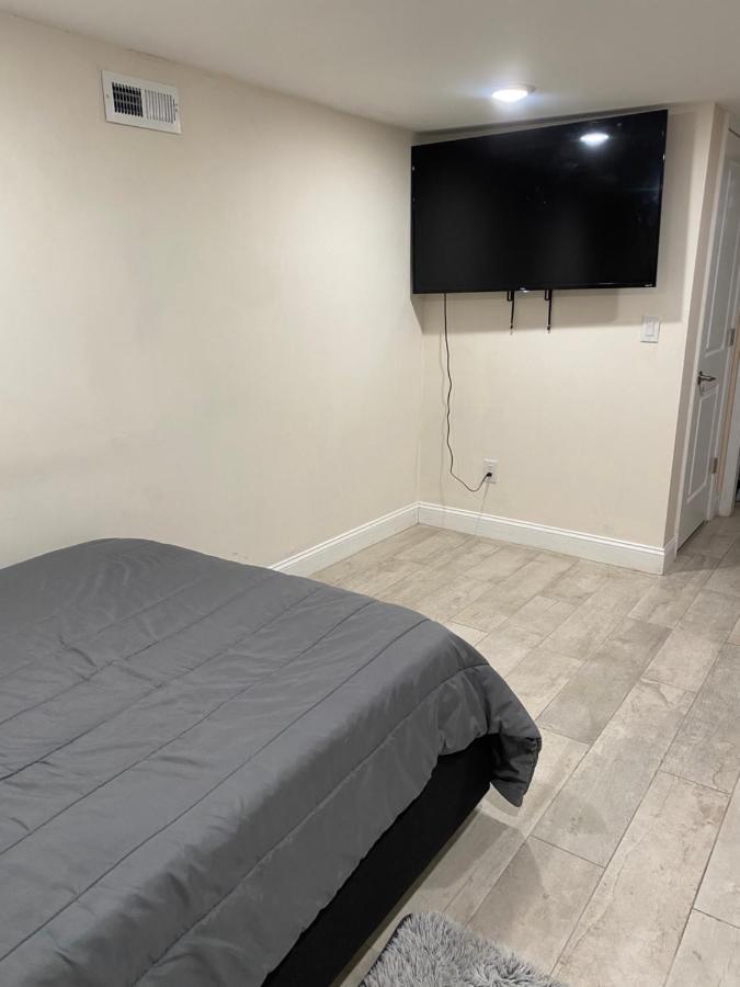 Private Room In South Philly Near Arenas! Philadelphia Exteriör bild