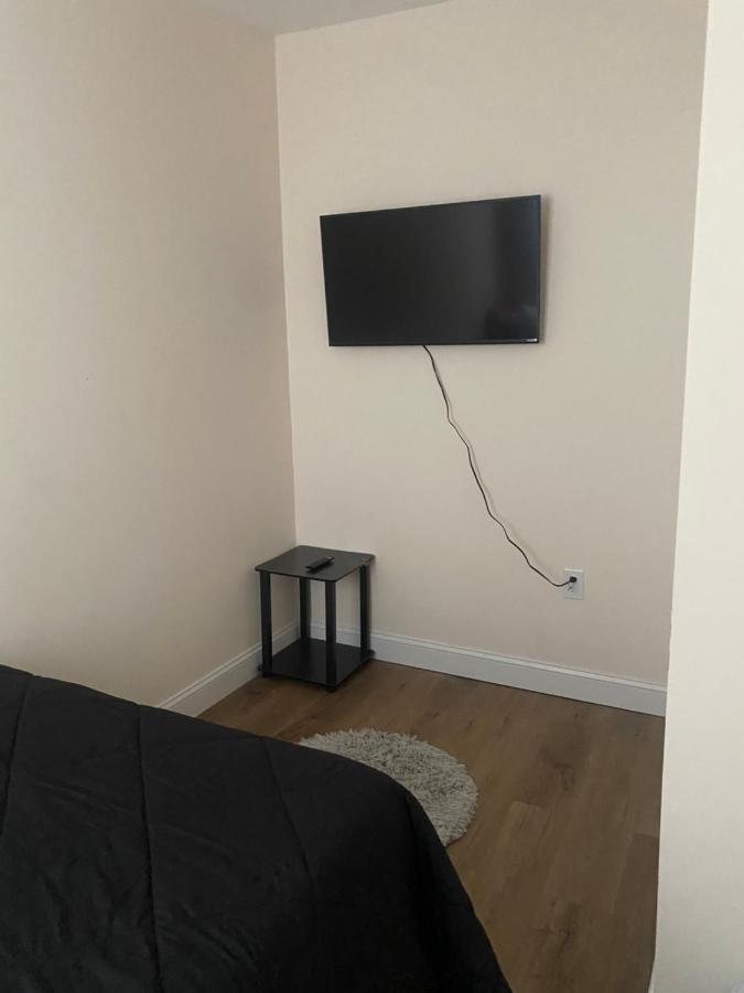 Private Room In South Philly Near Arenas! Philadelphia Exteriör bild